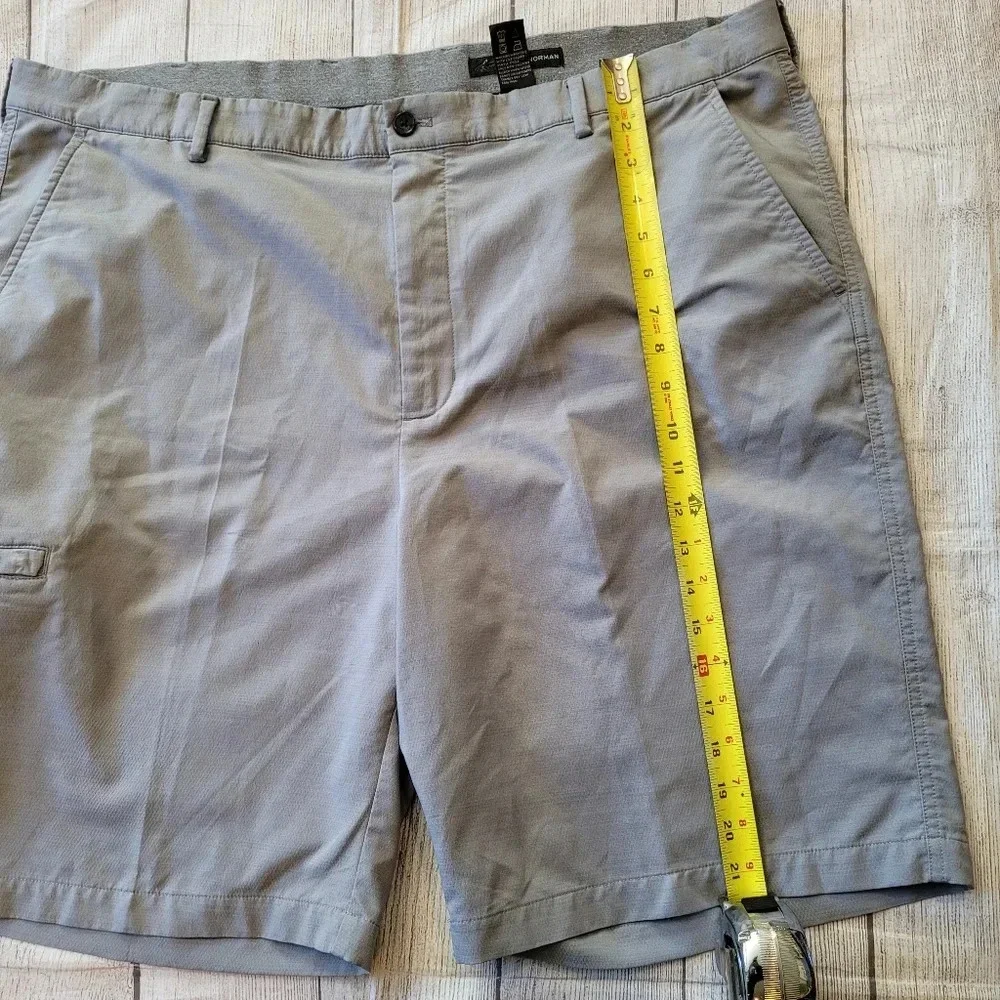Greg Norman Men's •Size 42• Golf Shorts Gray Lightweight Comfortable